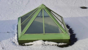 \pyramid skylight
